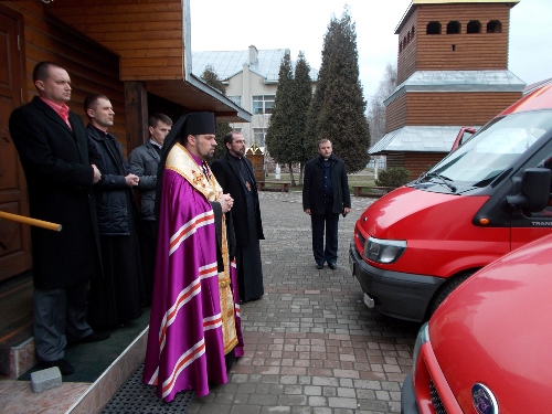 Даруючи військовим підтримку і надію- чергова допомога в зону АТО від Івано-Франківської архиєпархії